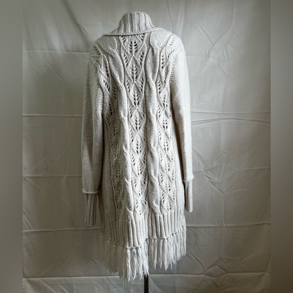 American Eagle Outfitters Cream Fringe Cardigan size L - Picture 4 of 9